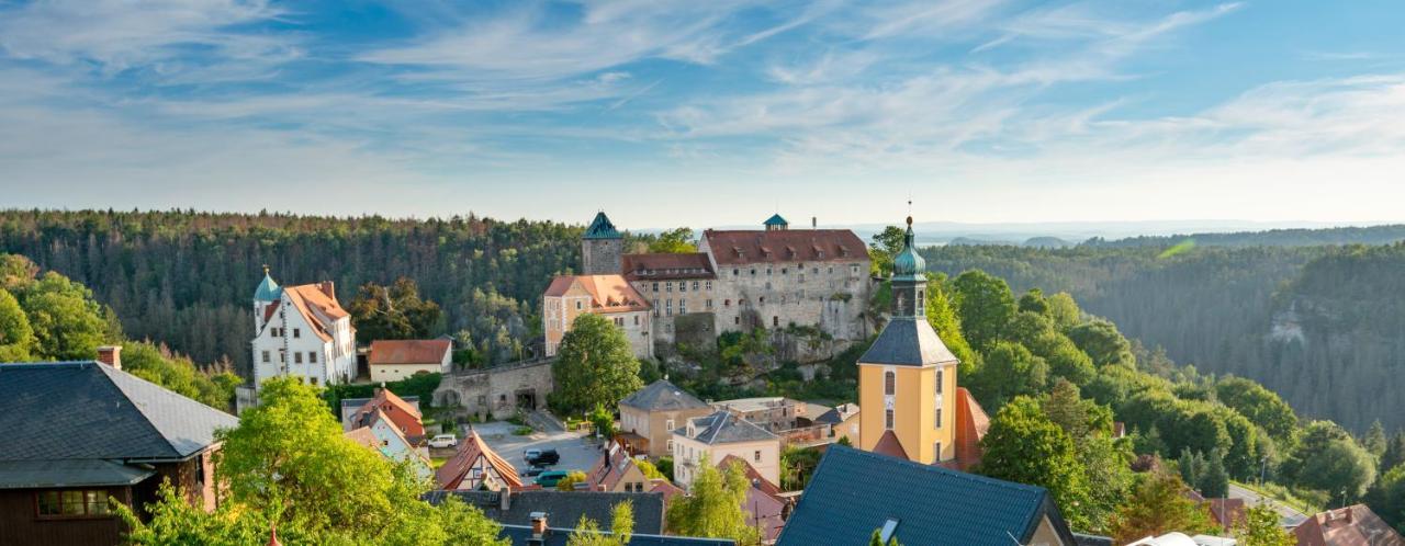 Hotel Zur Aussicht Hohnstein Esterno foto
