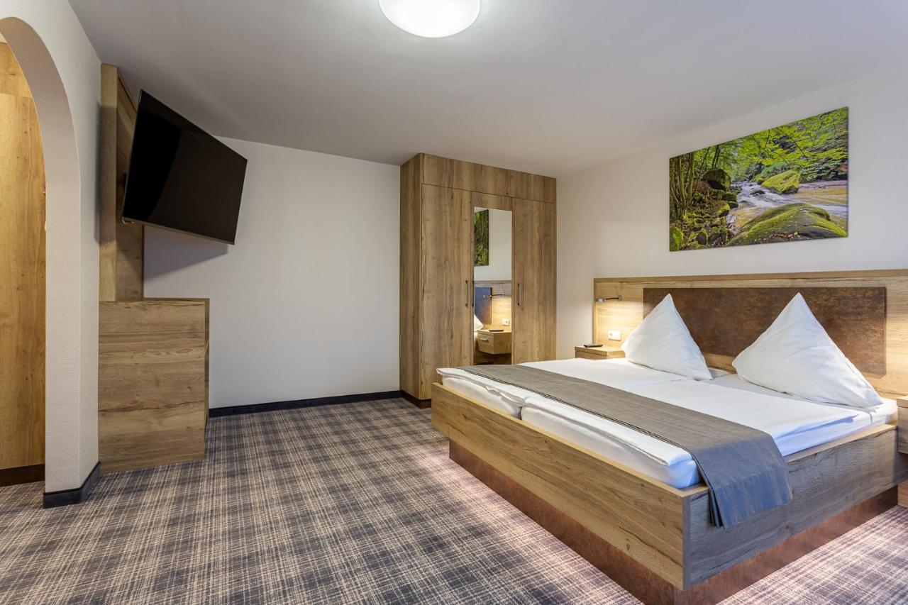 Hotel Zur Aussicht Hohnstein Esterno foto