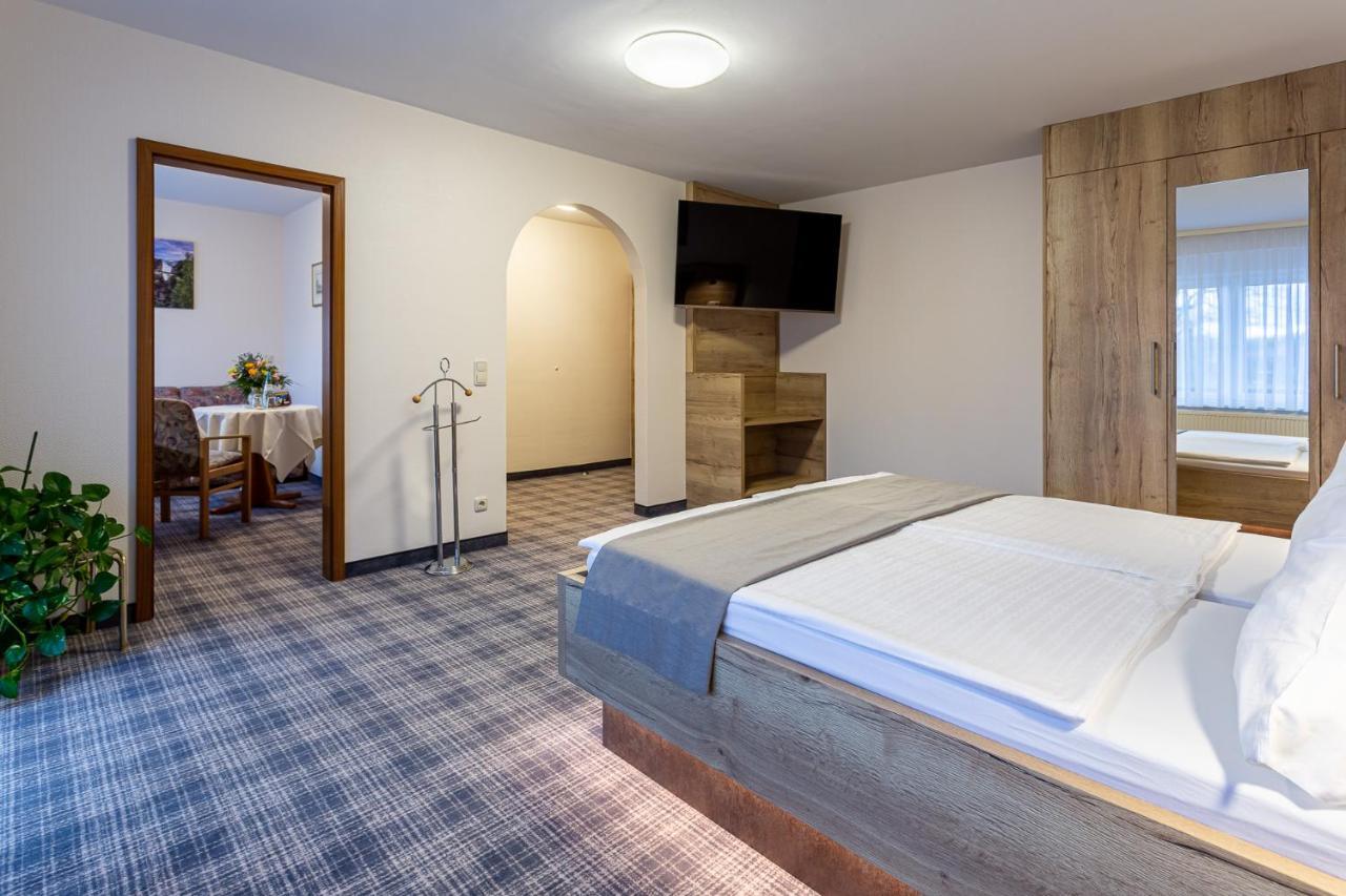 Hotel Zur Aussicht Hohnstein Esterno foto